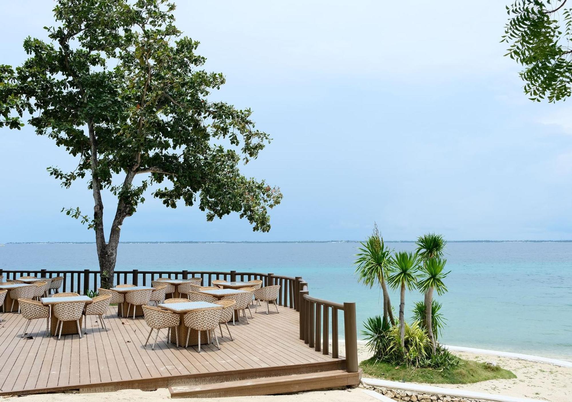 Belmont Hotel Mactan Lapu-Lapu City Esterno foto