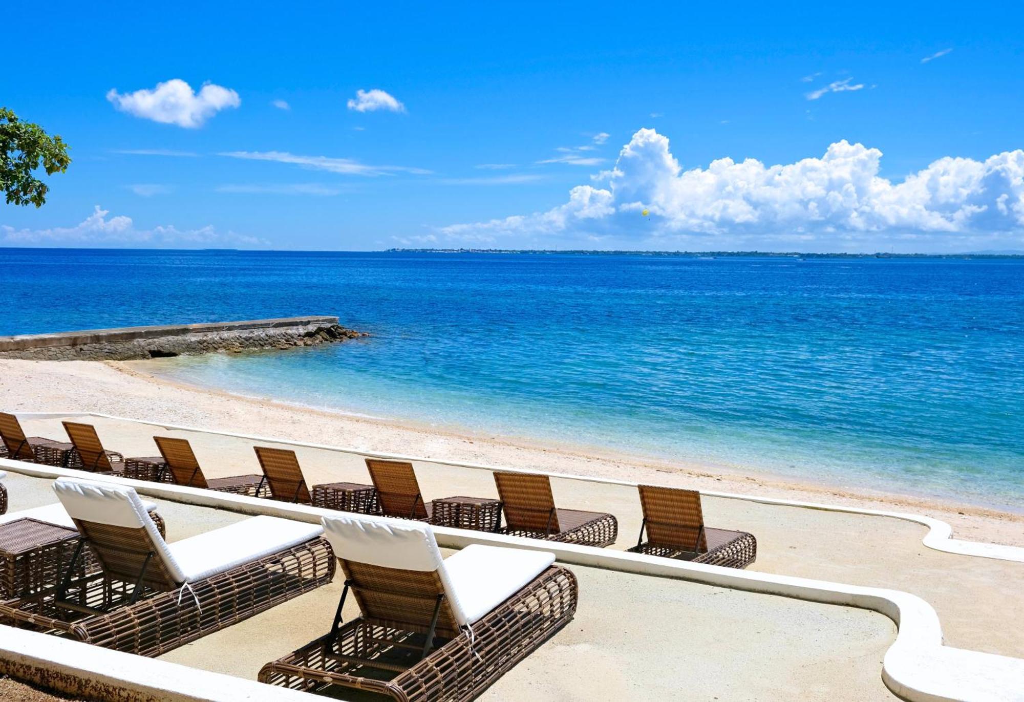 Belmont Hotel Mactan Lapu-Lapu City Esterno foto