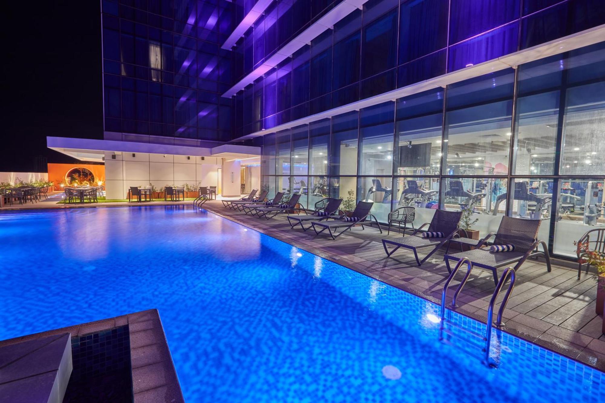 Belmont Hotel Mactan Lapu-Lapu City Esterno foto