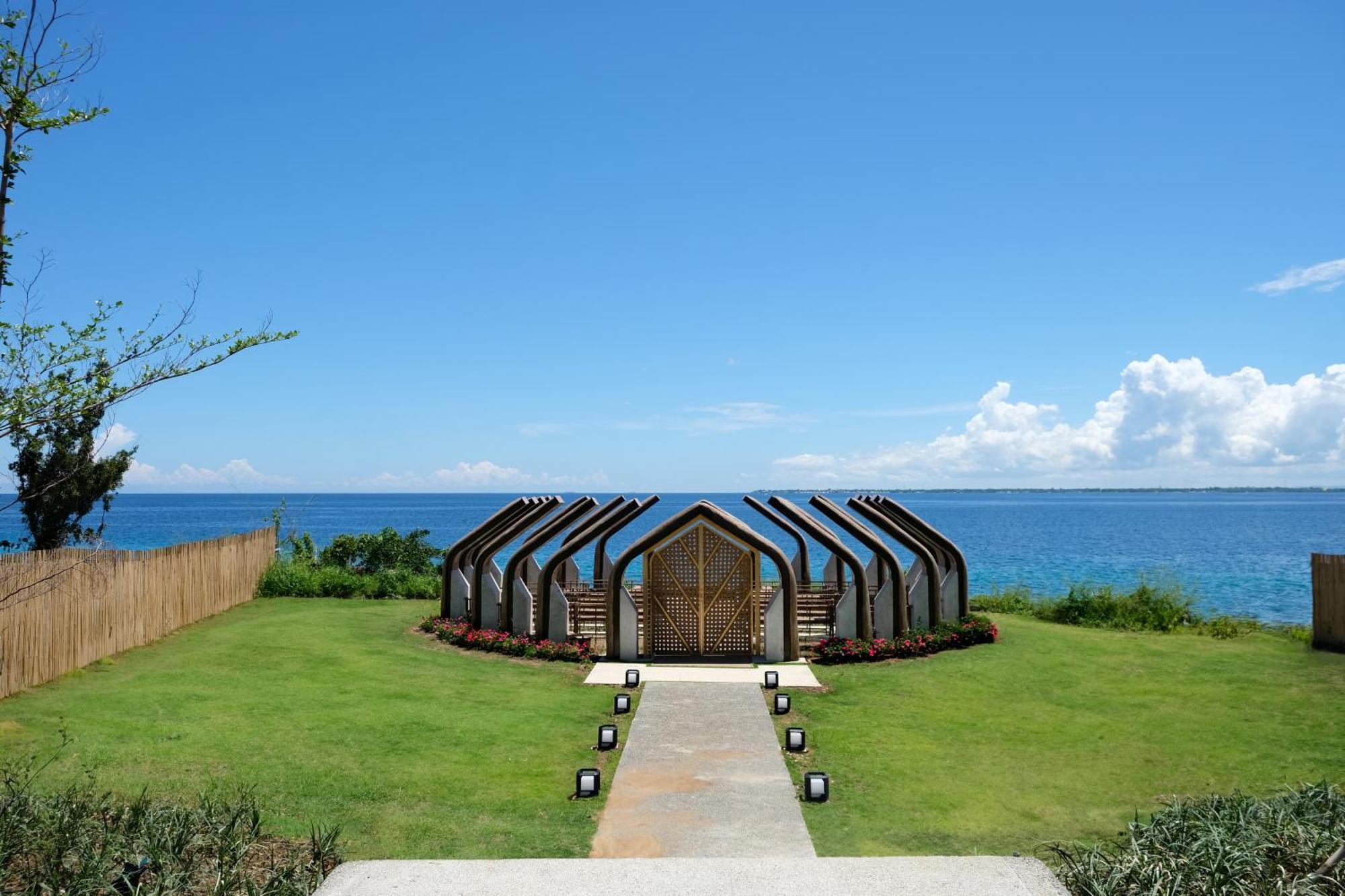Belmont Hotel Mactan Lapu-Lapu City Esterno foto